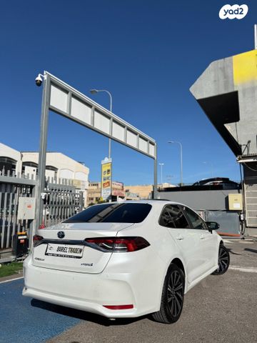 טויוטה קורולה