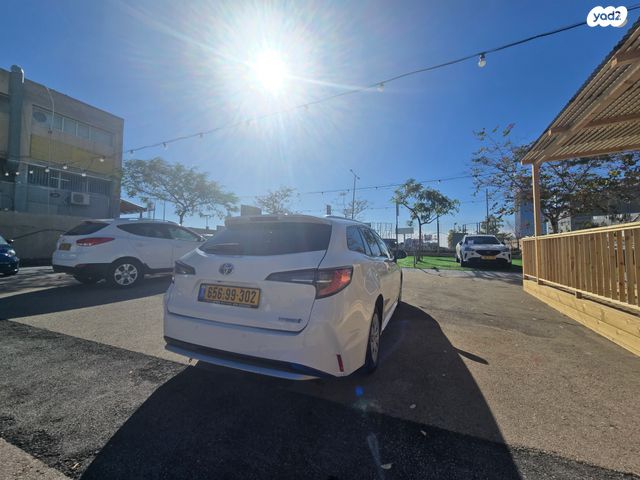 טויוטה קורולה