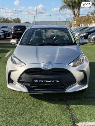 מודעת רכב טויוטה יאריס