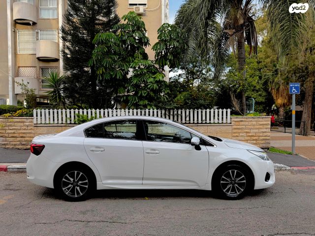 טויוטה אוונסיס