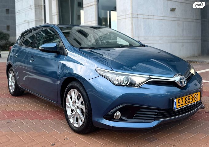 טויוטה אוריס