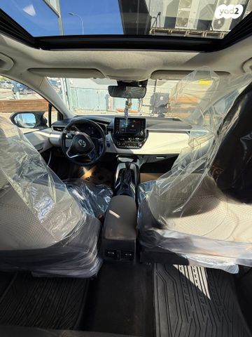 טויוטה קורולה