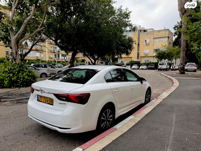 טויוטה אוונסיס