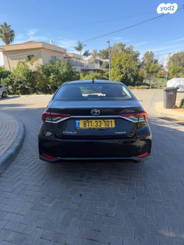 טויוטה קורולה