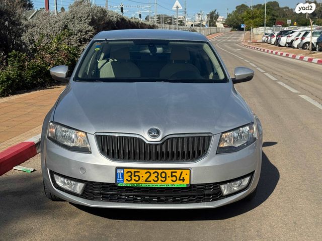 סקודה אוקטביה