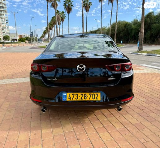 מאזדה 3