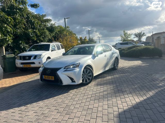 מודעת רכב לקסוס GS