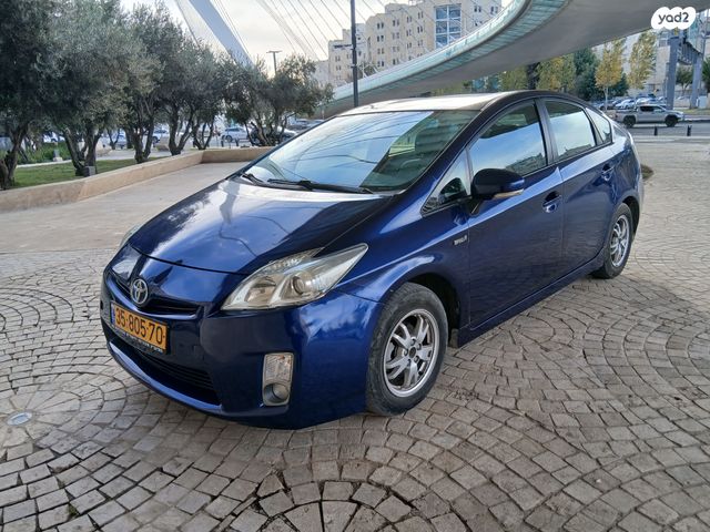 מודעת רכב טויוטה פריוס