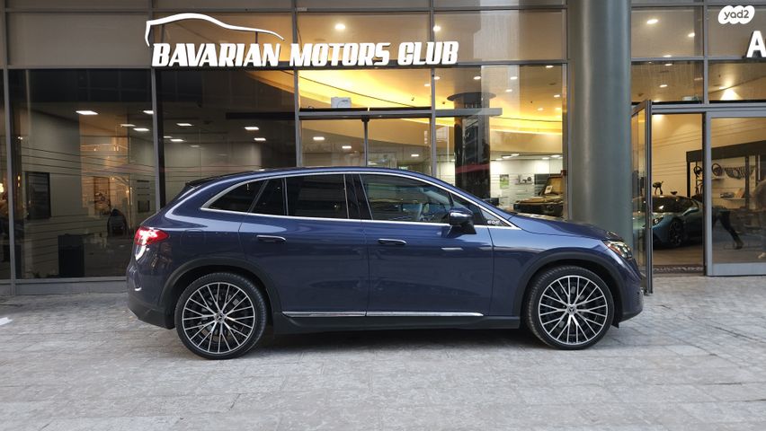 מרצדס-בנץ EQE SUV