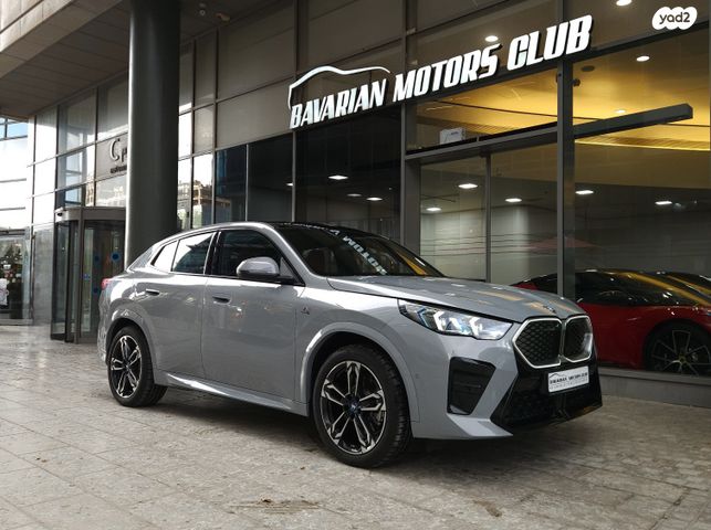 מודעת רכב ב מ וו iX2