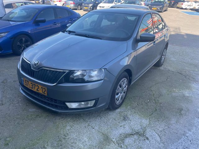 סקודה ראפיד