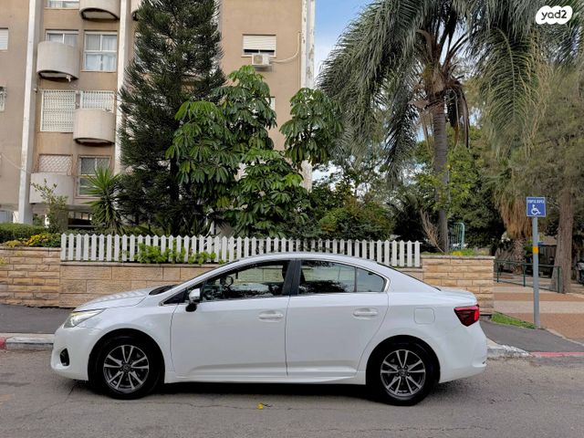 מודעת רכב טויוטה אוונסיס