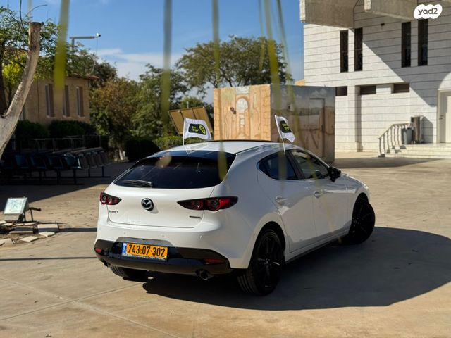מאזדה 3
