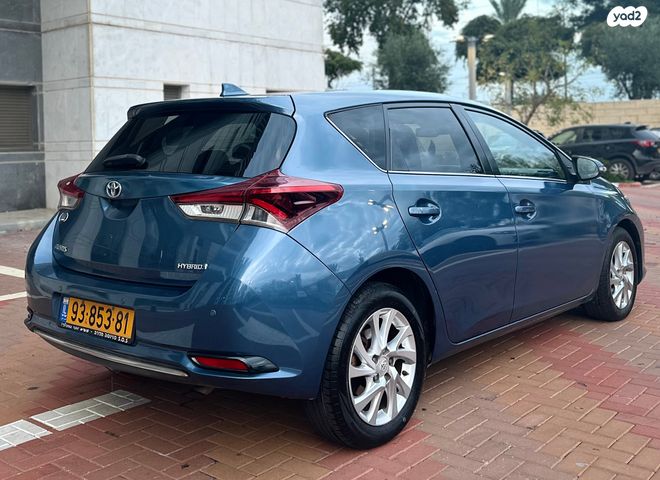 טויוטה אוריס