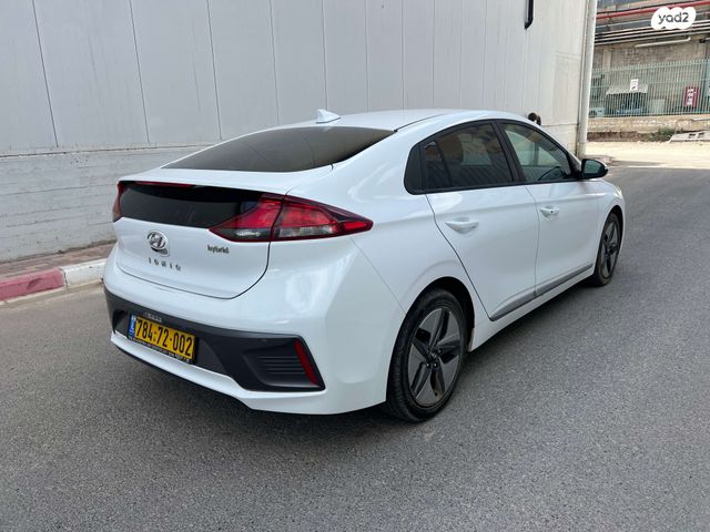 יונדאי איוניק