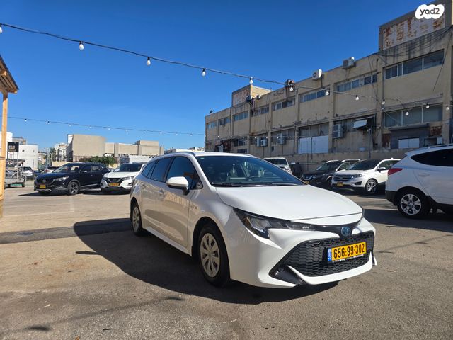 מודעת רכב טויוטה קורולה 1