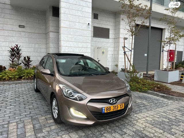 יונדאי i30
