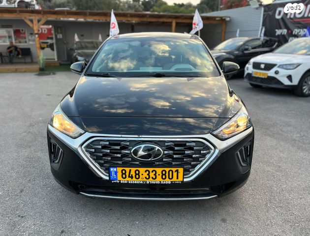 יונדאי איוניק