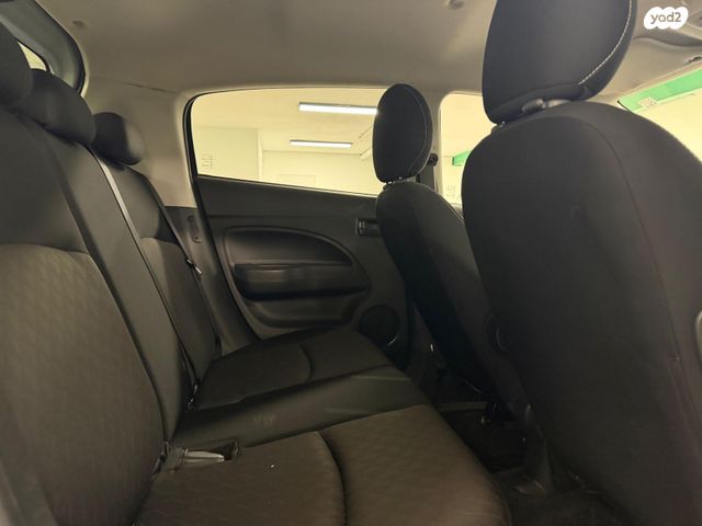 מיצובישי ספייס סטאר