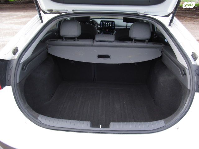 יונדאי איוניק