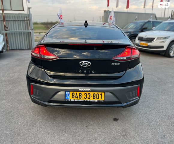 יונדאי איוניק