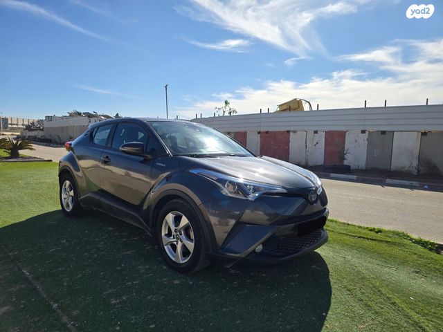 טויוטה C-HR