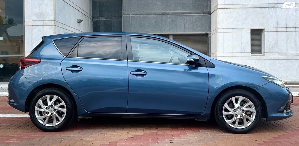 טויוטה אוריס