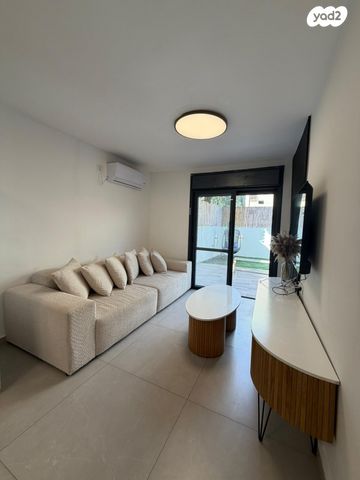 שמעון בר גיורא 27