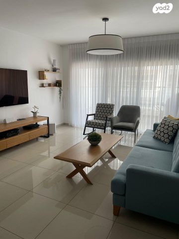 אריאל שרון 15