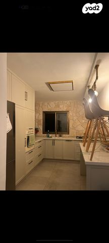 דירה, קרן היסוד 37, רובע ד', אשדוד