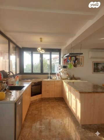 דרך הגלעד 102