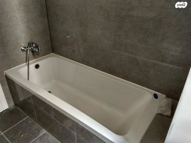 דירה, שדרות אבני החושן 25, כרמי גת, קרית גת