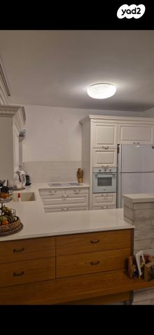 דירת גן, שושנה דמארי 4, קרית האמנים, מצליח, רמלה