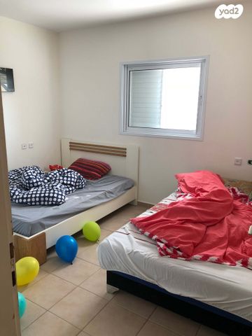 דירה, שדרות מנחם בגין 31, נווה דקלים, אשקלון