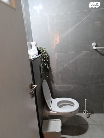 דירה, ניצנים 15, פנחס ספיר, מגדל העמק