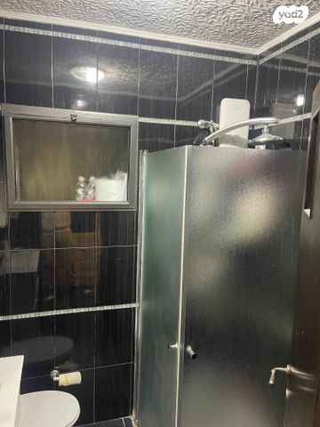 בניין מגורים, תדהר 10, יצחק רבין, מעלות תרשיחא