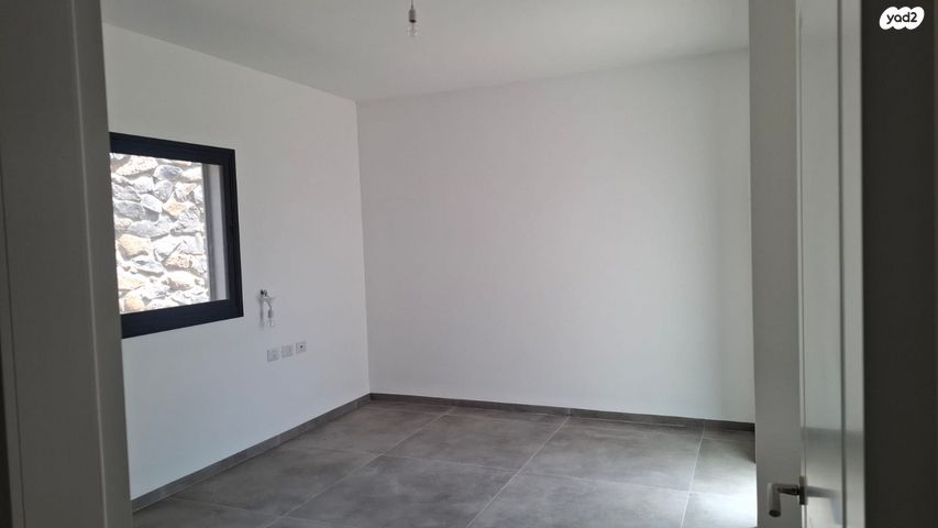 בית פרטי/ קוטג', קלע אלון 1, רובע 11, קצרין