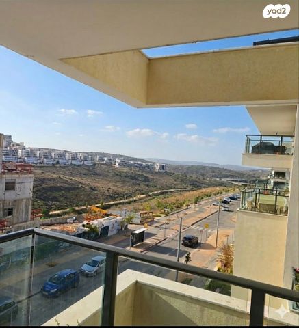 דירה, גולדה מאיר 48, מורשת, מודיעין מכבים רעות