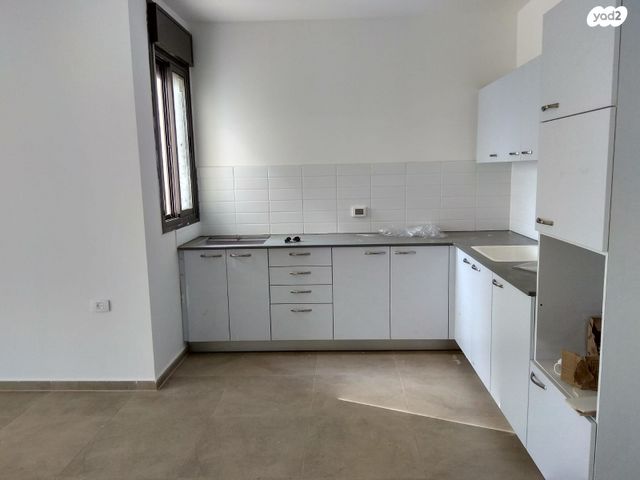 דירה, שדרות אבני החושן 25, כרמי גת, קרית גת