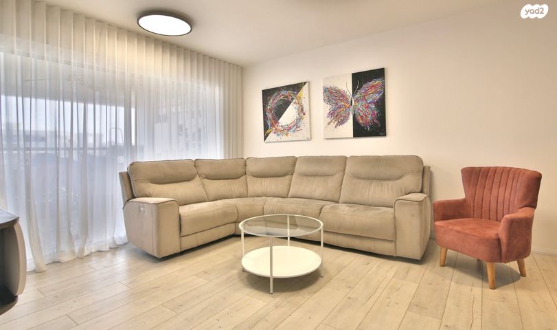 דירה, מנחם בגין 29, נווה גנים, קרית מוצקין