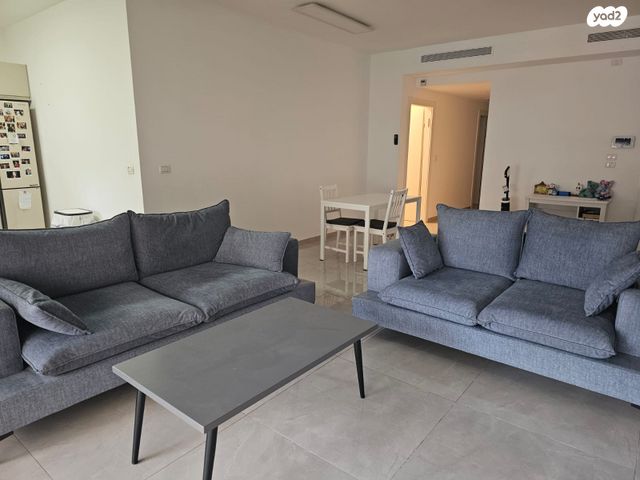 דירה, לבוצקין 12, מרכז העיר, חדרה