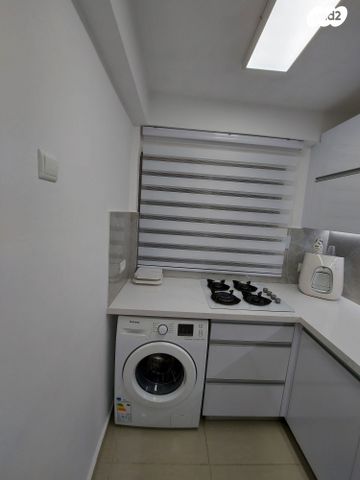 שדרות הקיבוצים 4