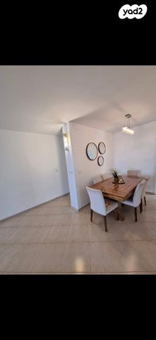 דירה, הרב מנחם מנדל הגר 12, רובע א', אשדוד