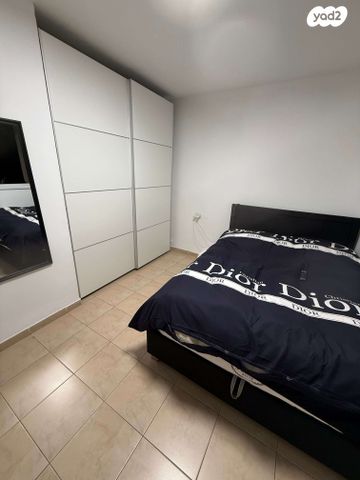 דירה, דוד צדוק 26, בן גוריון, חולון