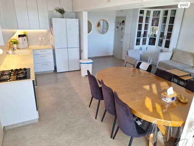 דירה, מבוא השמש 9, המכבים, גבעת זאב