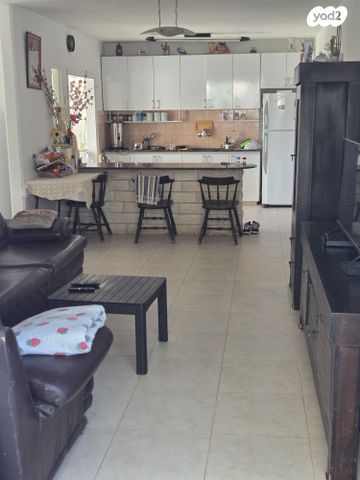 דירה, אברהם שטרן 5, קרית היובל, ירושלים