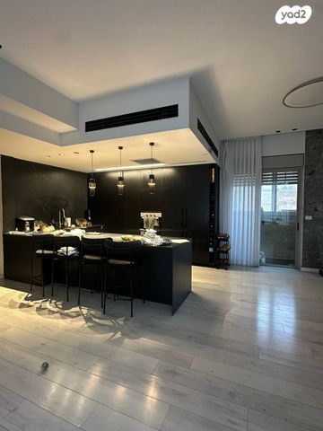 בית פרטי/ קוטג', גדעון האוזנר 48, הולילנד, ירושלים