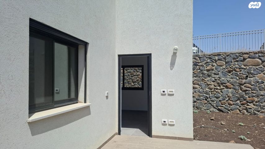 בית פרטי/ קוטג', קלע אלון 1, רובע 11, קצרין