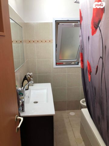 דירה, שדרות מנחם בגין 31, נווה דקלים, אשקלון