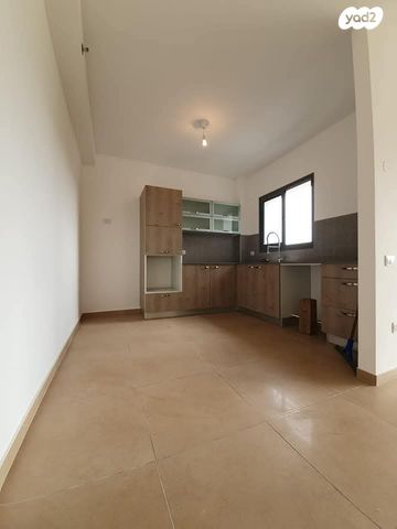 דירה, מיכל לייב כץ 94, כפר גנים ב, פתח תקווה